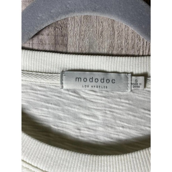 Mododoc Los Angeles Long Sleeve Star Embroidered Top - Picture 3 of 4